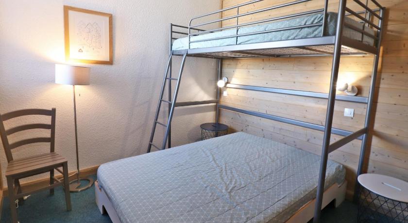 Image of Apartment with Mountain View 7