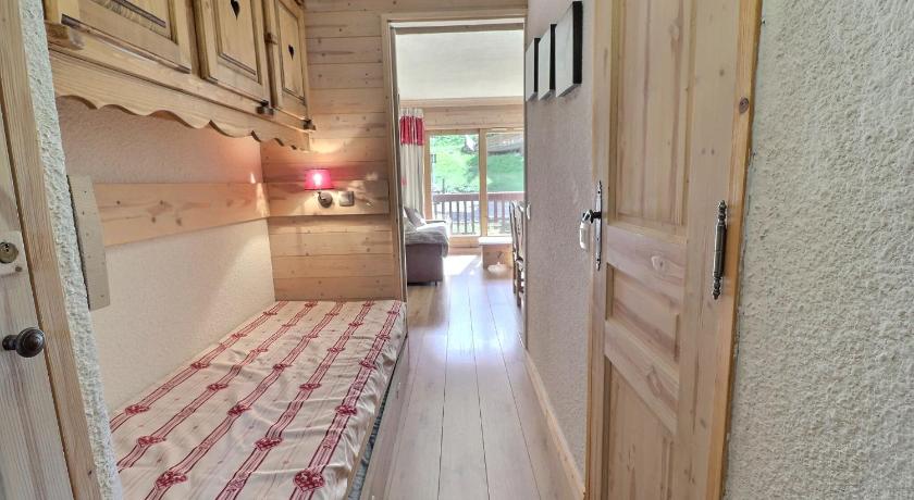 Image of One-Bedroom Apartment 7