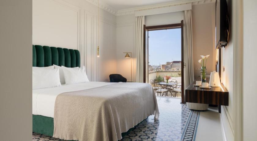 Image of Deluxe Double Room with Terrace 0