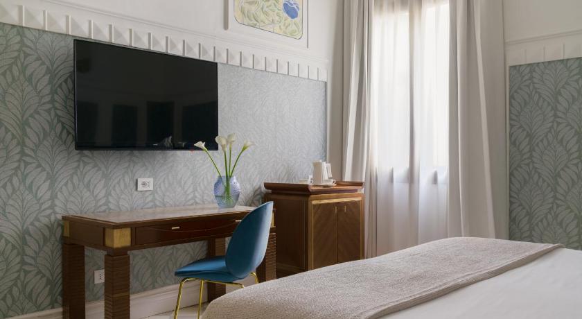 Image of Superior Double Room 5