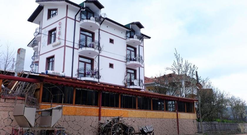 SARIMESE OTEL