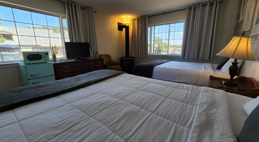Cinnamon Bear Inn photo