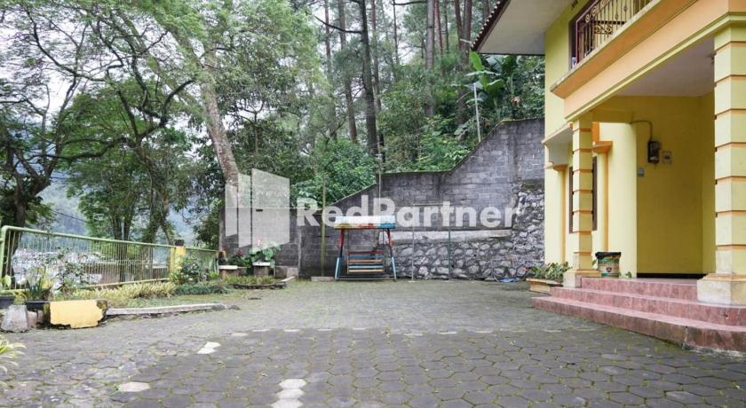 Villa Handayani Songgoriti RedPartner – Batu, MO