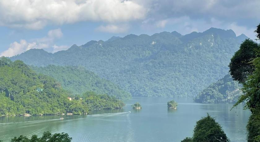 Pac Ngoi Village Homestay photo