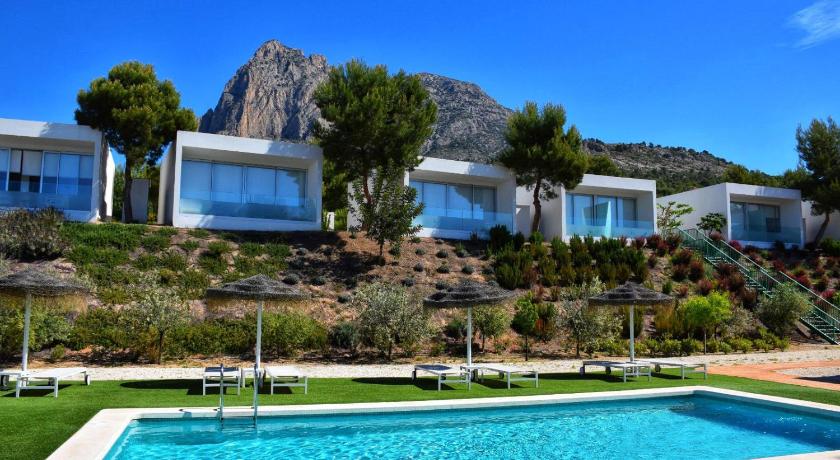 Puig Campana Nature Suites Hotel &amp; BTT — Hotel in Finestrat