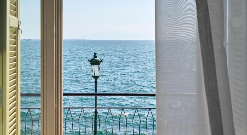 Image of Sea View Suite 12