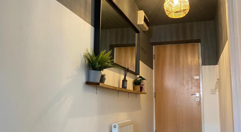 Trendy City Centre Hull Sleeps 2 or 4 with Free Secure Parking Traveller Award 2023 photo