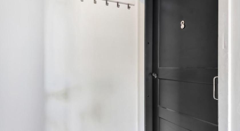 WeHost Compact Travellers HQ with Super Location @Vilhonvuorenkuja 6 photo