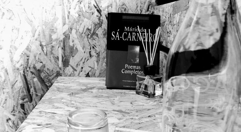 빌라 벨랴 드 호당 Vilaportuguesa 4성급 게스트하우스 수영장