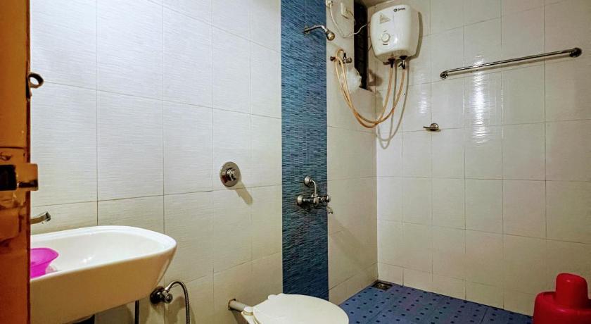Nature surrounded 2BHK in the heart of the city. photo