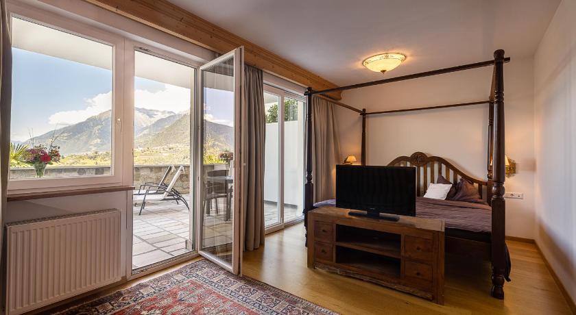Hotel Finkennest - Panoramic Garden Resort photo