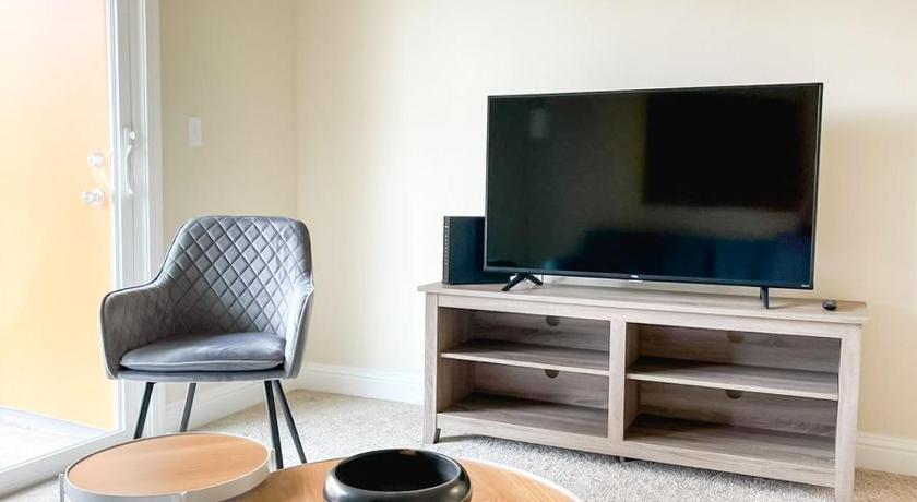 オクラホマシティ Sleepover 1BD 1BA Oklahoma City Apartments 4つ星 宿泊施設 客室