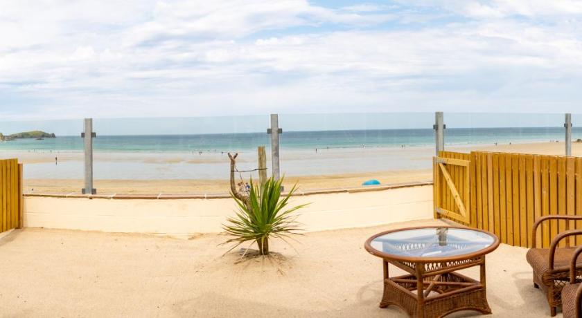 Tolcarne Beach Colonial Restaurant and Rooms photo
