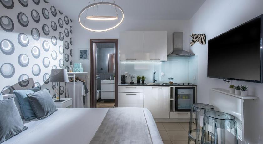 Chanion One Suites photo