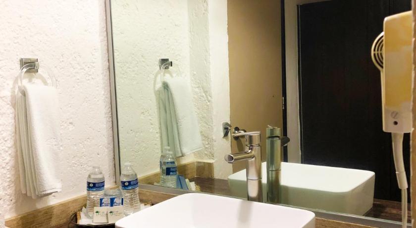Hotel Los Cocos Chetumal photo