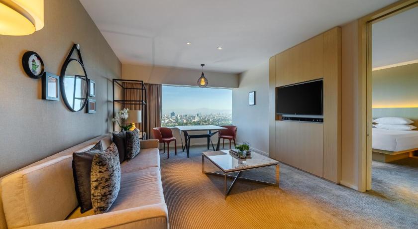 Image of Regency Suite King 0