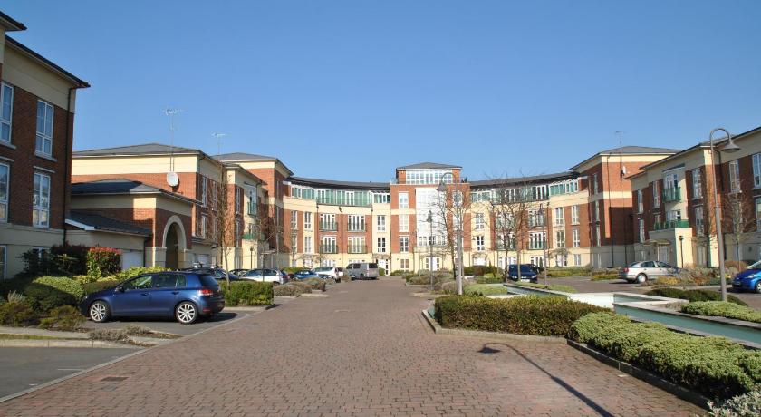 Image of Three-Bedroom Apartment 9