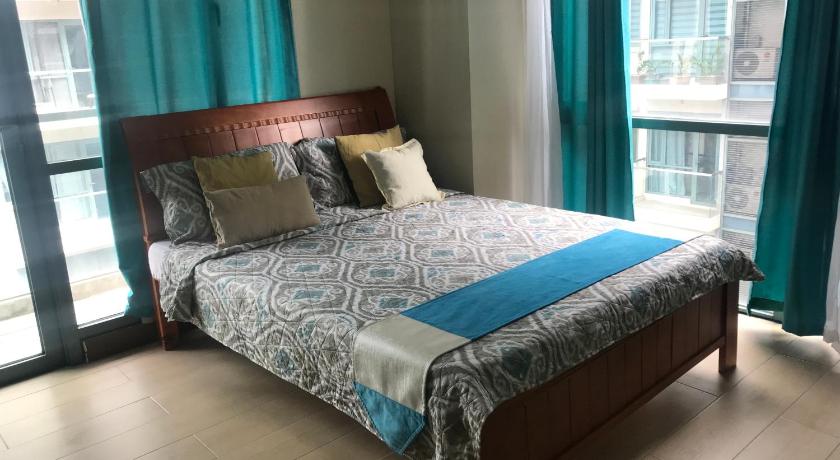 LENA’S CONDOTEL photo