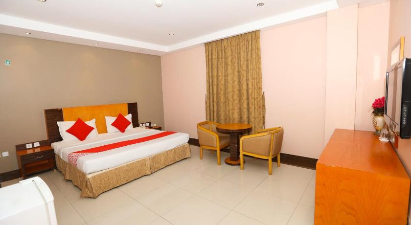 Image of Deluxe King Room 3
