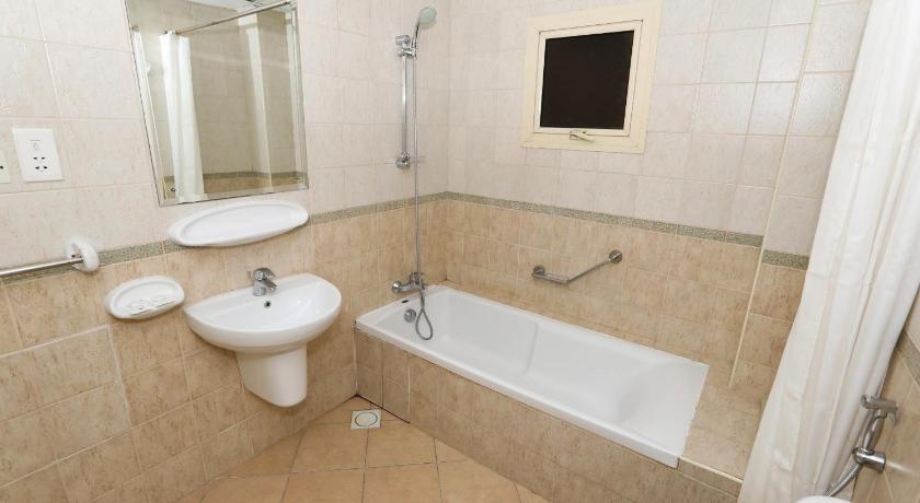 Image of Deluxe King Room 2