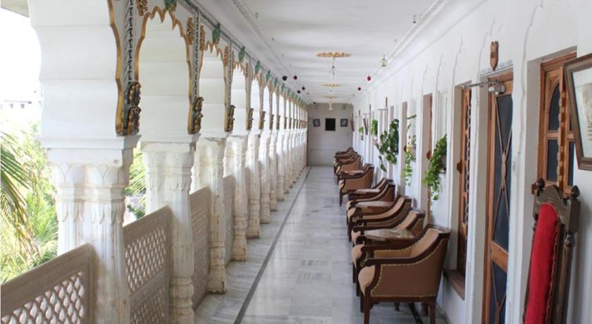 Hotel Pushkar Palace