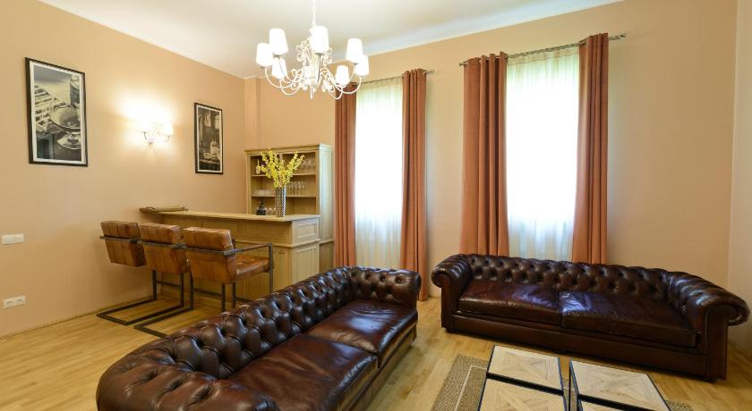 Pensiunea Elphin — Hotel in Targu Mures
