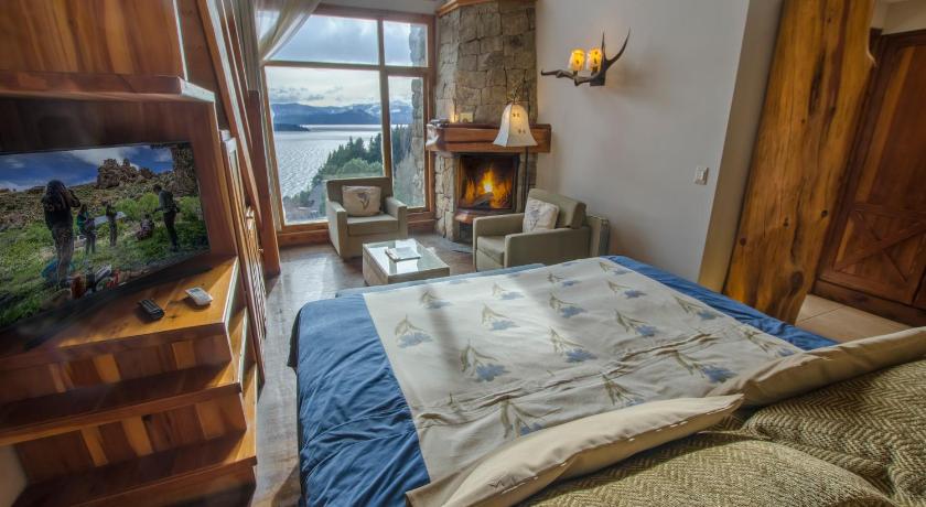 Image of Standard suite 3