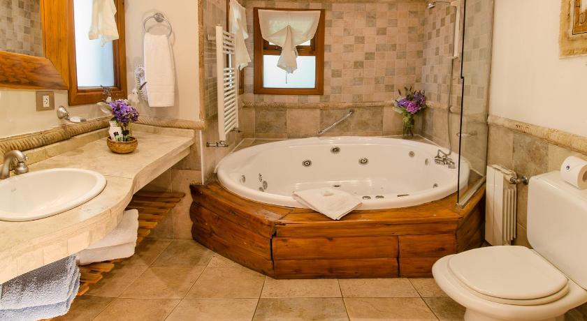 Image of Standard suite 4