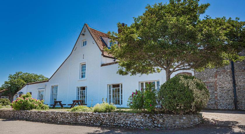 The Manor Coastal Hotel &amp; Inn, Blakeney, Norfolk — Hotel in Sheringham