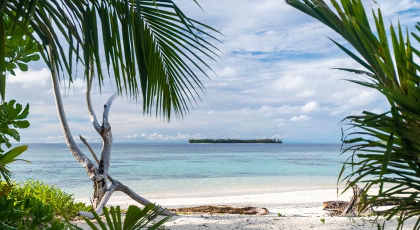 Tailana Island Pulau Banyak photo