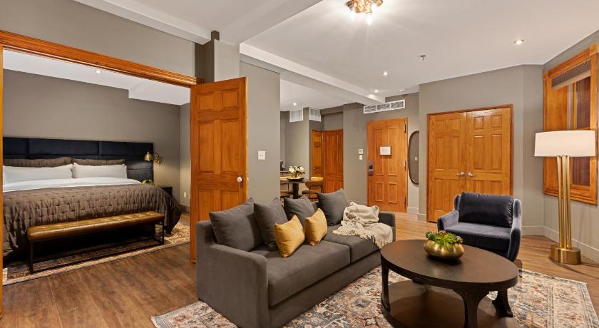 Zdjęcie: Apartament rodzinny typu Suite z balkonem (Family Suite with Balcony) 0