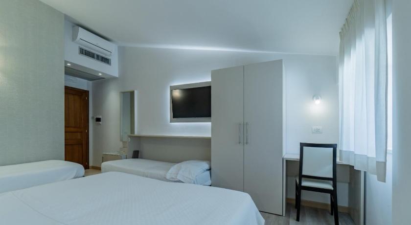 아시시 호텔 벨라비스타  (Hotel Bellavista) 2성급 호텔 수영장