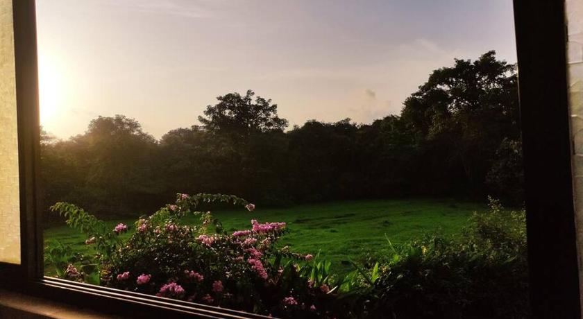 2 BHK Flat with Parking in quaint Moira village photo
