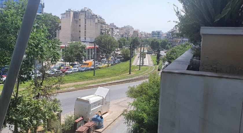 Zeus Apartment - image 5