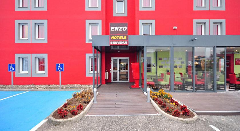 Enzo Hotel