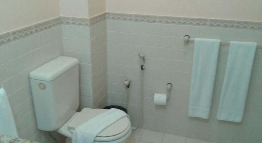 Image of Standard Triple Room 9