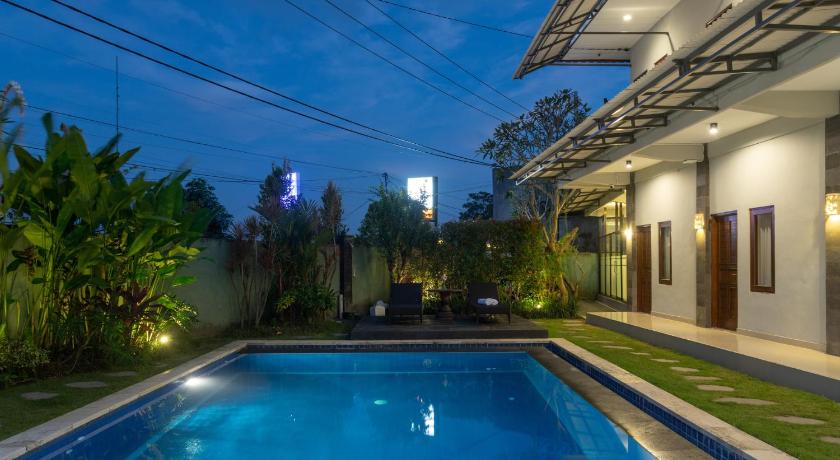 Cempaka Mas Guesthouse Canggu – Canggu, 