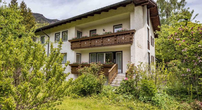 Gastehaus Christa Mauerer — Hotel in Bad Reichenhall