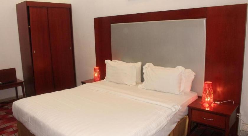 Al Farhan Suites Al Hamra-Jeddah photo