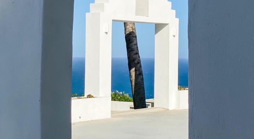 Santorini Guesthouse photo