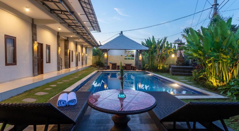 Cempaka Mas Guesthouse Canggu – Canggu, 