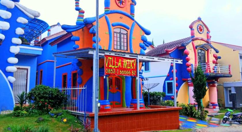 Villa Miky At Kota Bunga Puncak – Cinengah Girang, OH