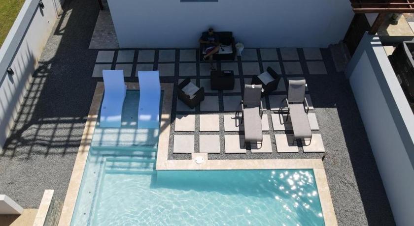Sunset Coast Loft & Rooftop photo