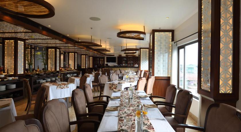 Ramada by Wyndham Gangtok Hotel & Casino Golden - image 21