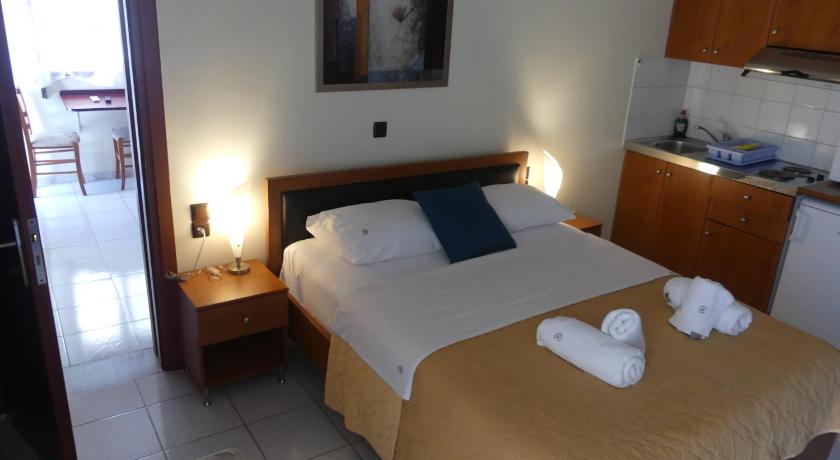 Image of Family Room with Terrace 1