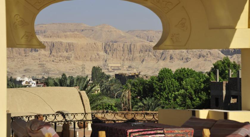 Al Hambra Hotel photo