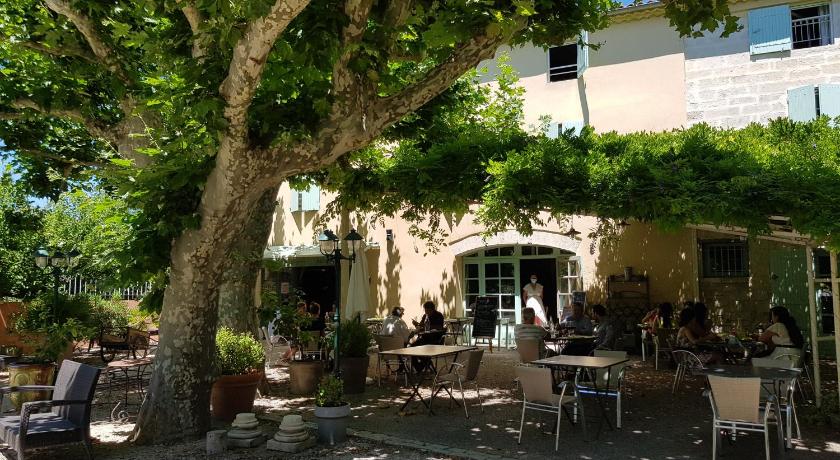 Logis Hotel Restaurant la Ferme photo