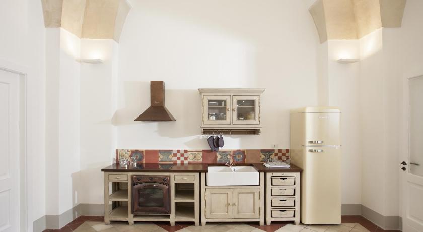 Image of One-Bedroom Apartment 8