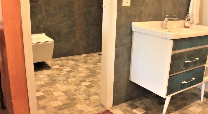 Image of Luxury Triple Room 2