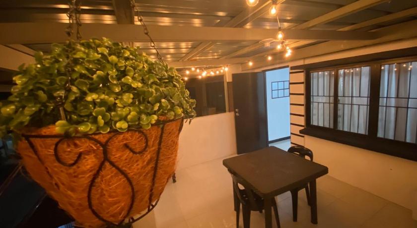 Balcony & 2BR TownHouse - near Clark Airport & Aqua Planet - TRP2 photo